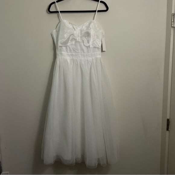 Aura NEW White Lace Tulle Wedding Cocktail Reception Prom Dress - Picture 7 of 16